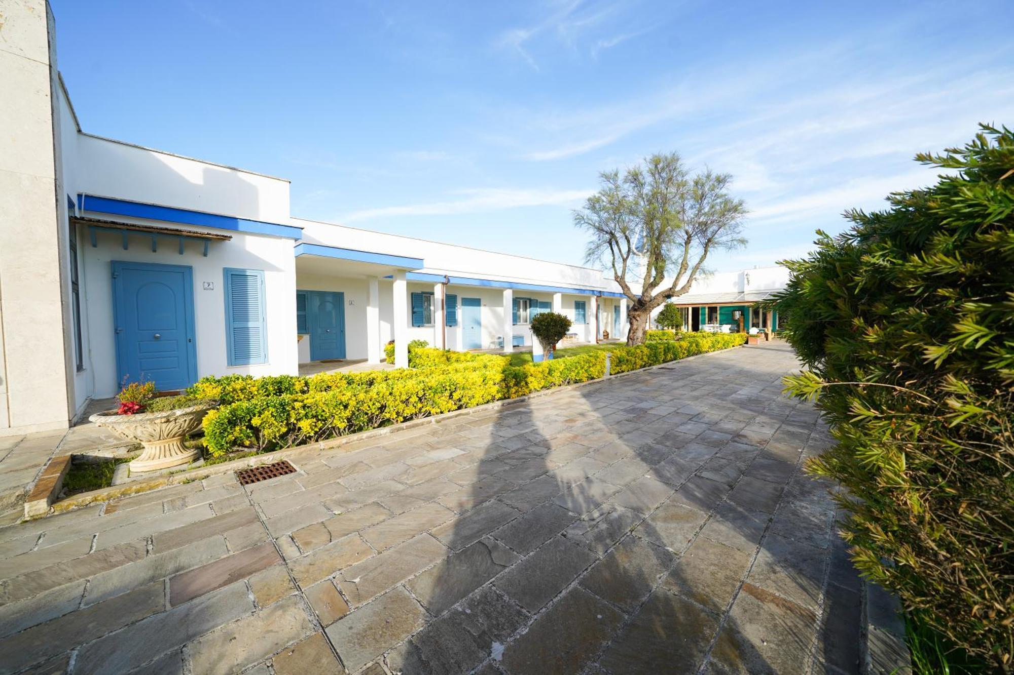 Riva Di Palo Resort 拉迪斯波利 外观 照片